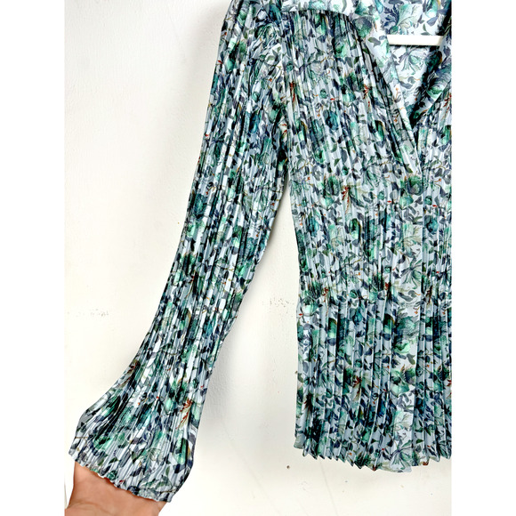 Vince Green Floral Regency Old Money Cottagecore Luxury Designer Button Up Top - Picture 8 of 10